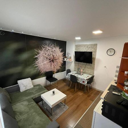 Cozy 1B Apartment Vera-Self Check In Zagreb Buitenkant foto